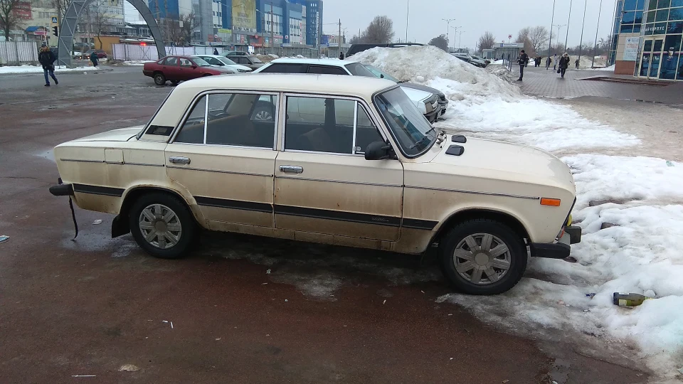Lada 2106