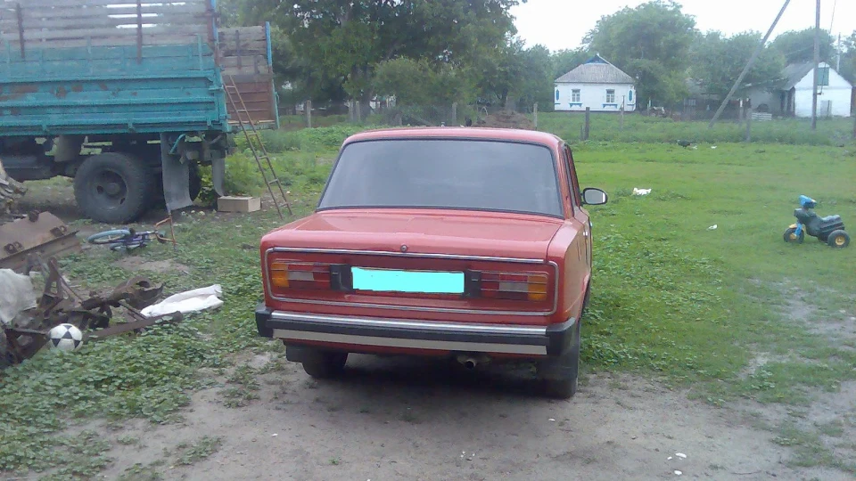 Lada 2106 2