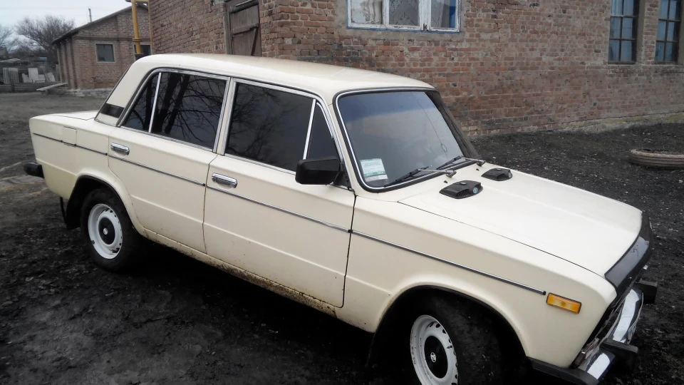 Lada 2106 5