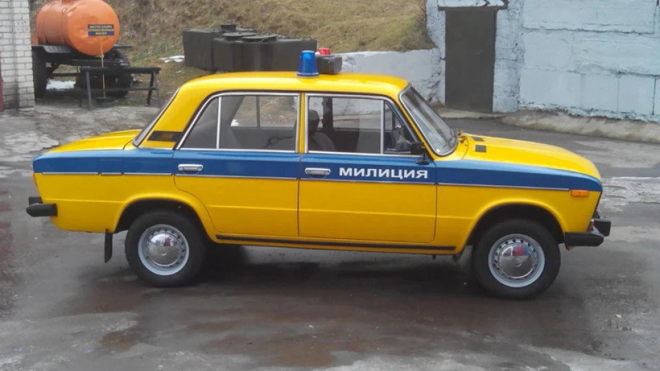 Lada 2106 2