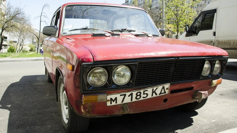Lada 2106