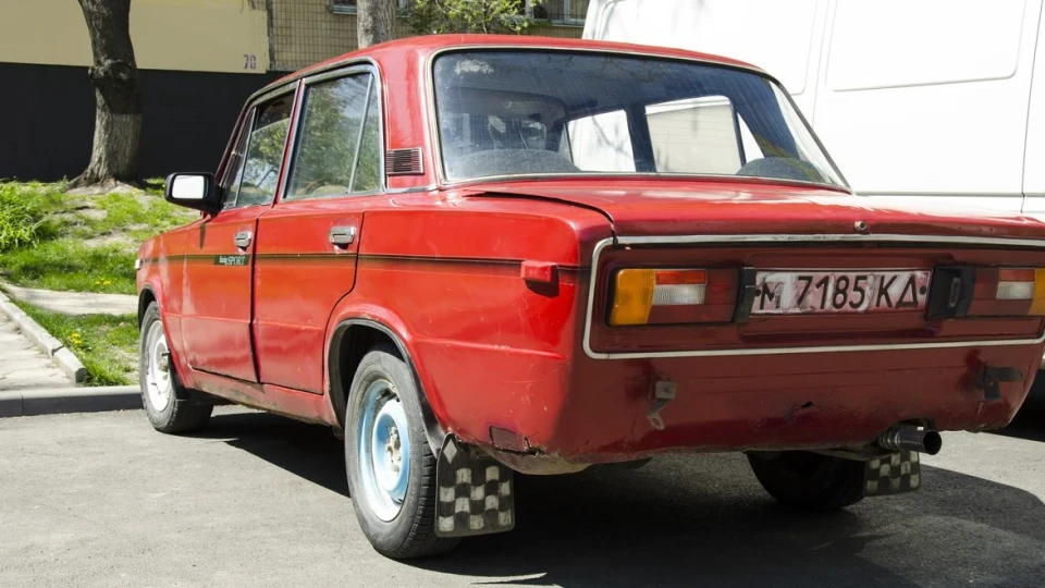 Lada 2106 2
