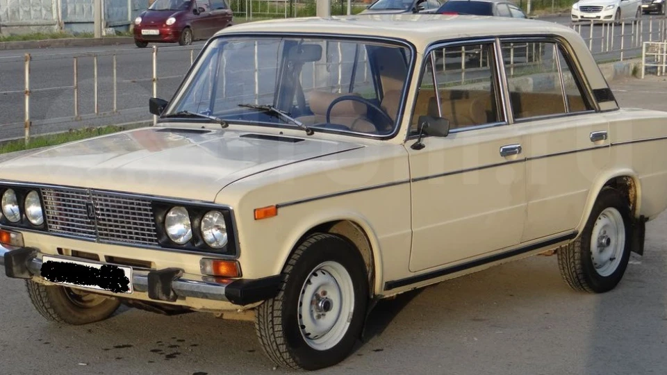 Lada 2106