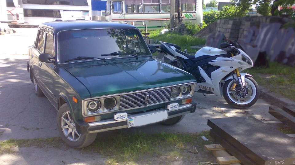 Lada 2106