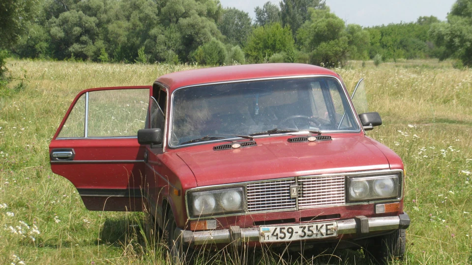 Lada 2106 4