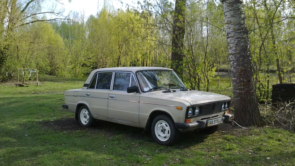 Lada 2106 4