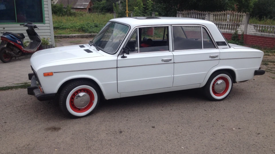 Lada 2106 4
