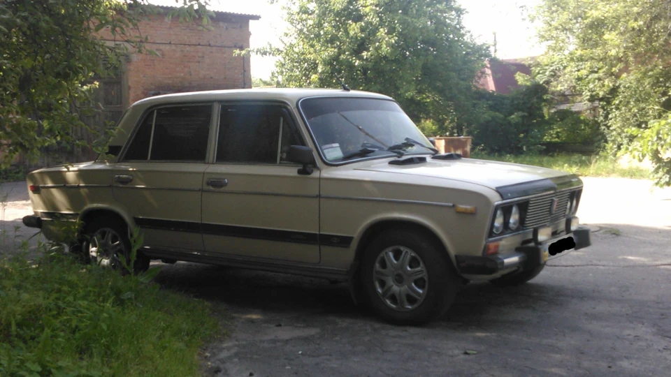 Lada 2106 2