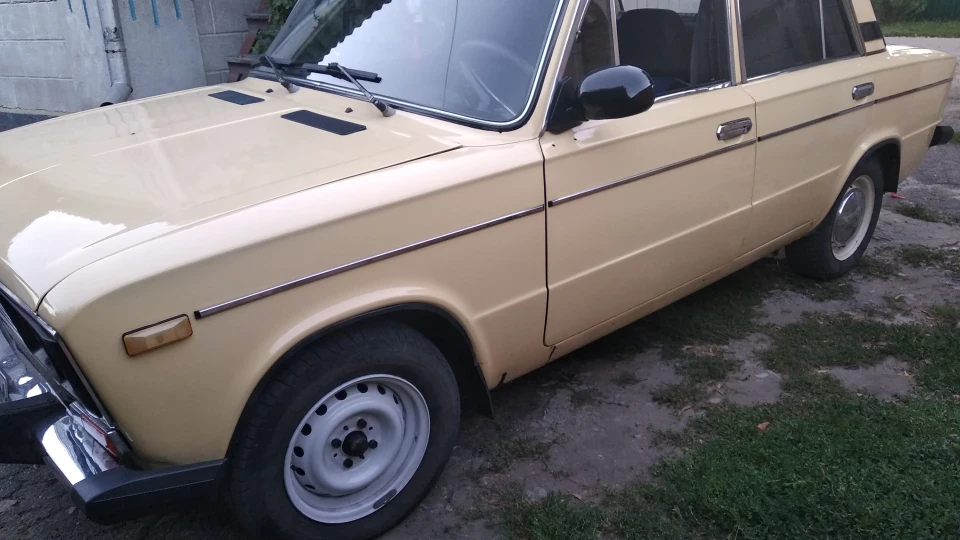 Lada 2106 2