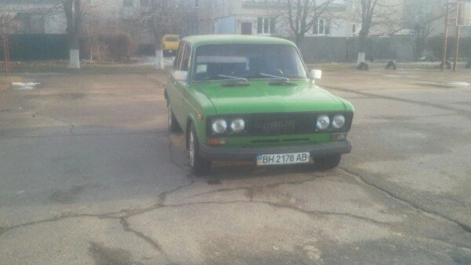 Lada 2106 4