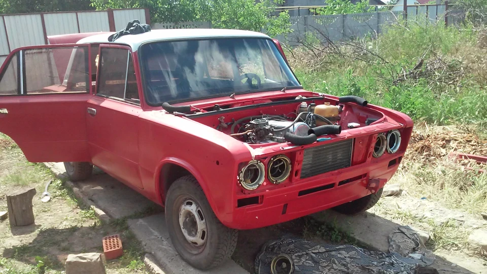 Lada 2106 4