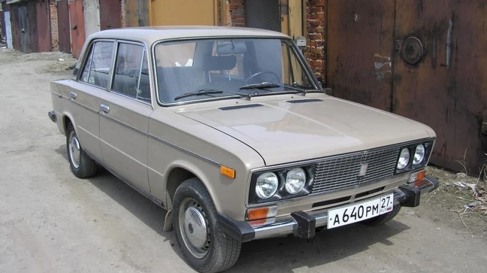 Lada 2106