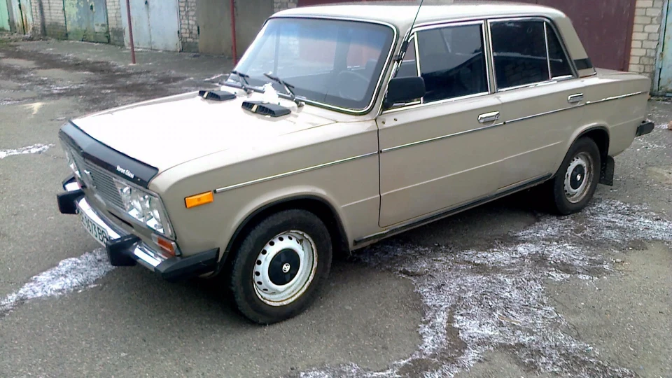 Lada 2106 2