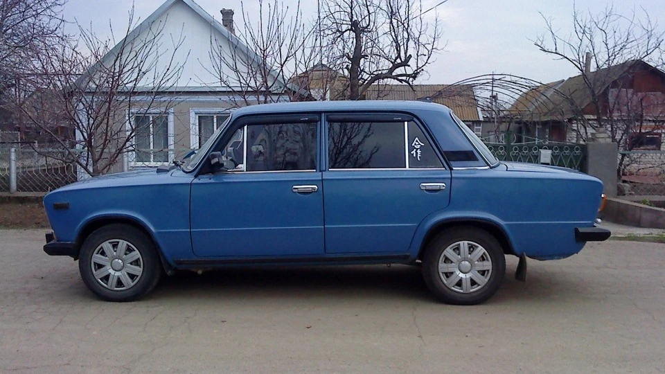 Lada 2106 4