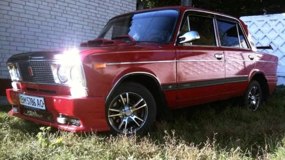 Lada 2106