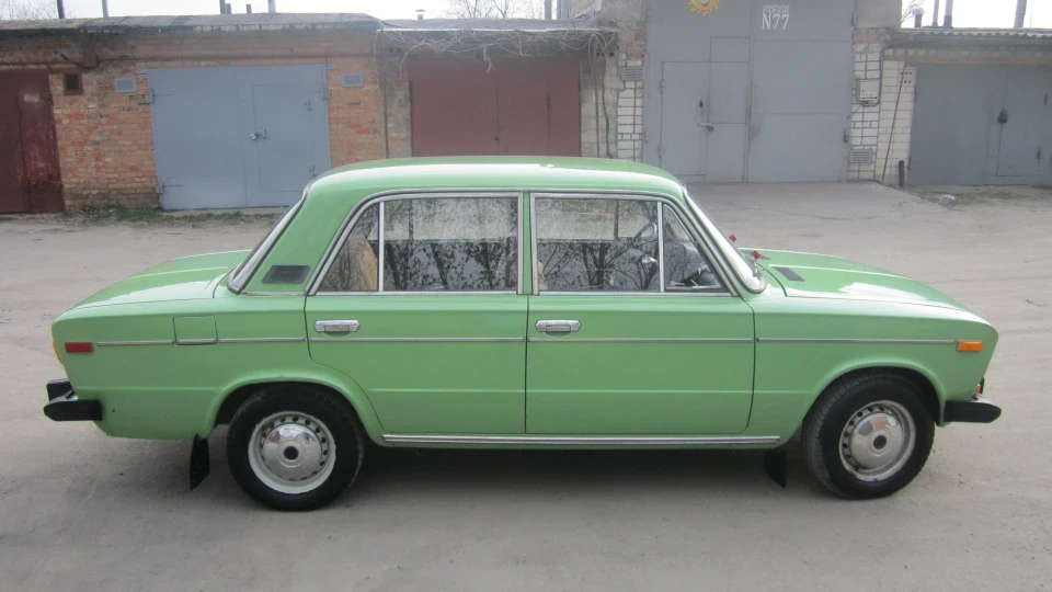 Lada 2106 2