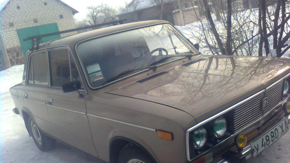 Lada 2106 4