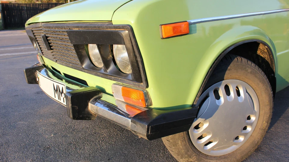 Lada 2106