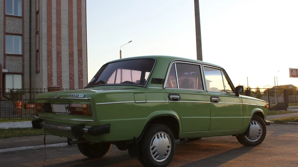 Lada 2106 5