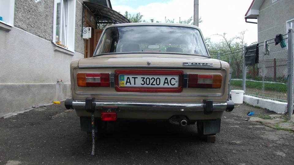Lada 2106 3