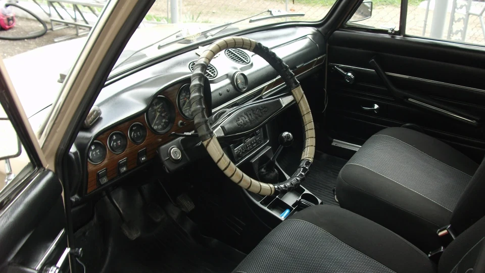 Lada 2106 4