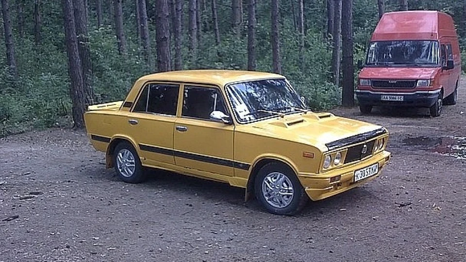 Lada 2106 2