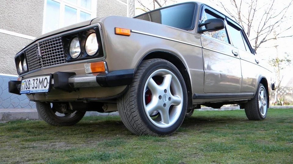 Lada 2106 4