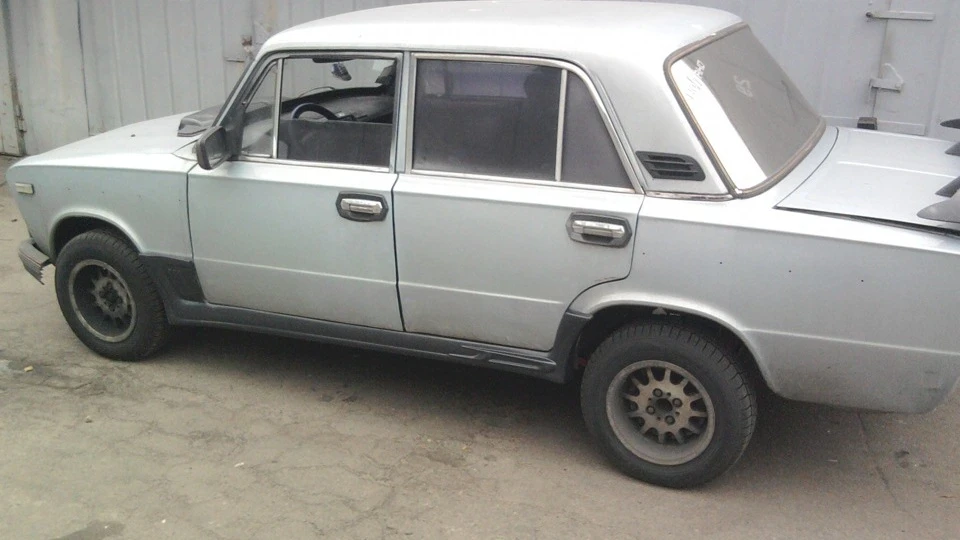 Lada 2106