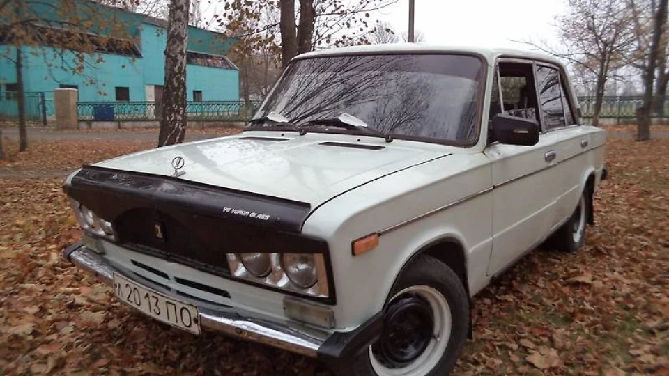 Lada 2106 4