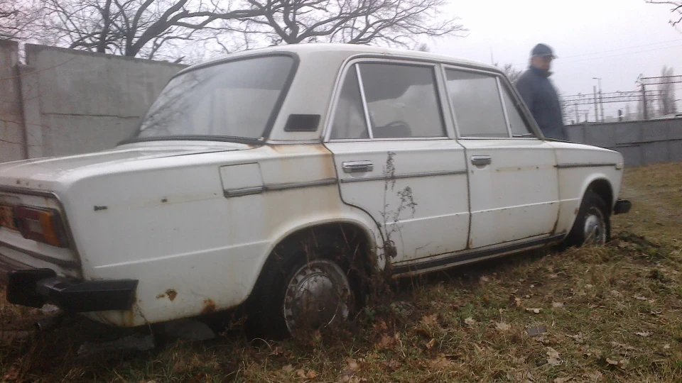 Lada 2106 4