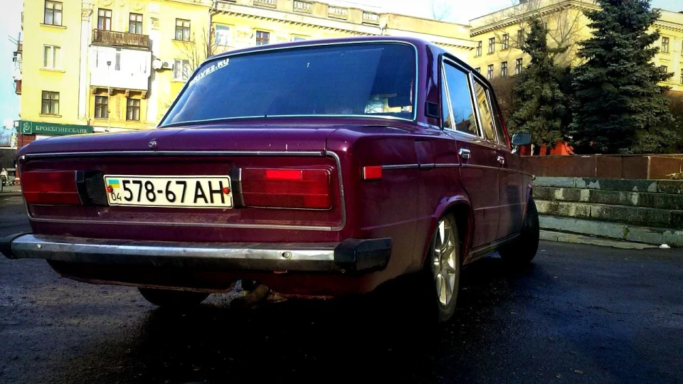 Lada 2106 2