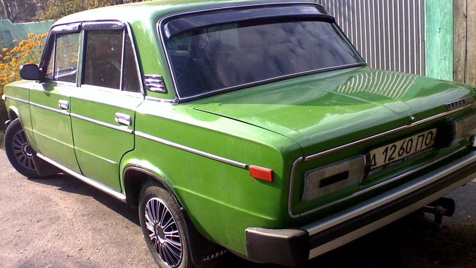 Lada 2106 2