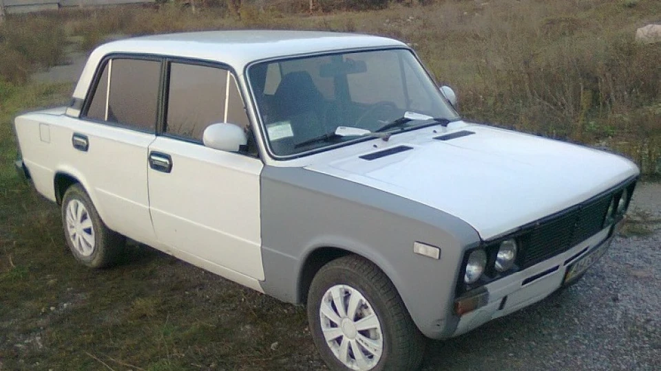 Lada 2106 2