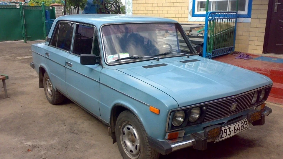 Lada 2106 4