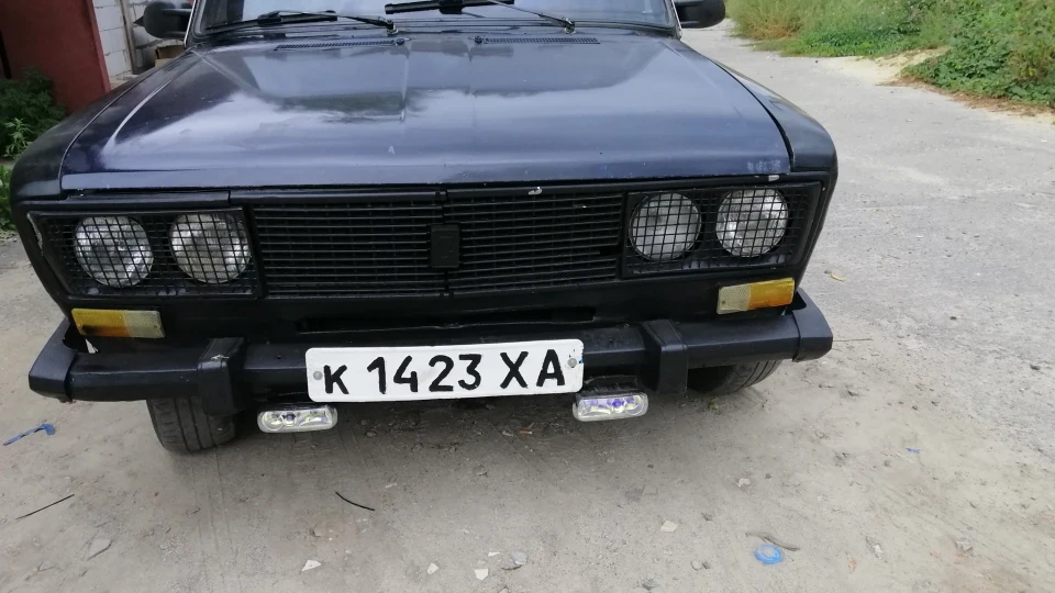 Lada 2106 4