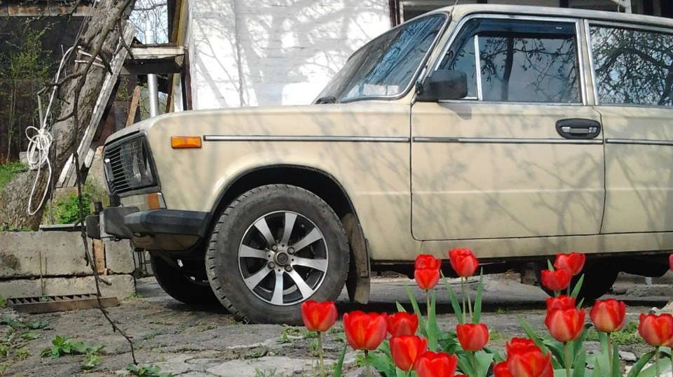 Lada 2106