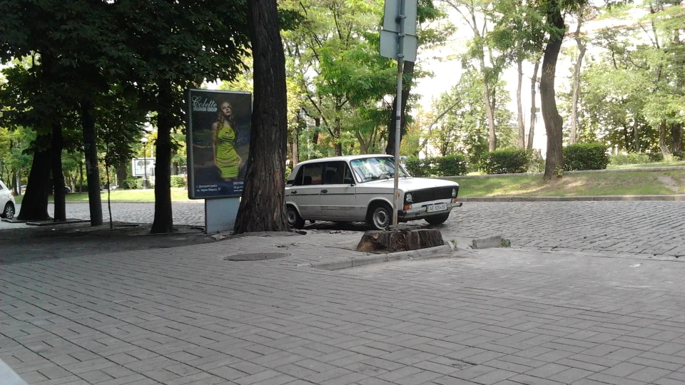 Lada 2106 2