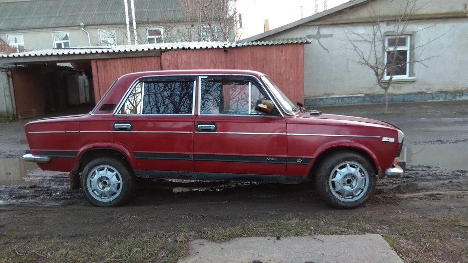 Lada 2106