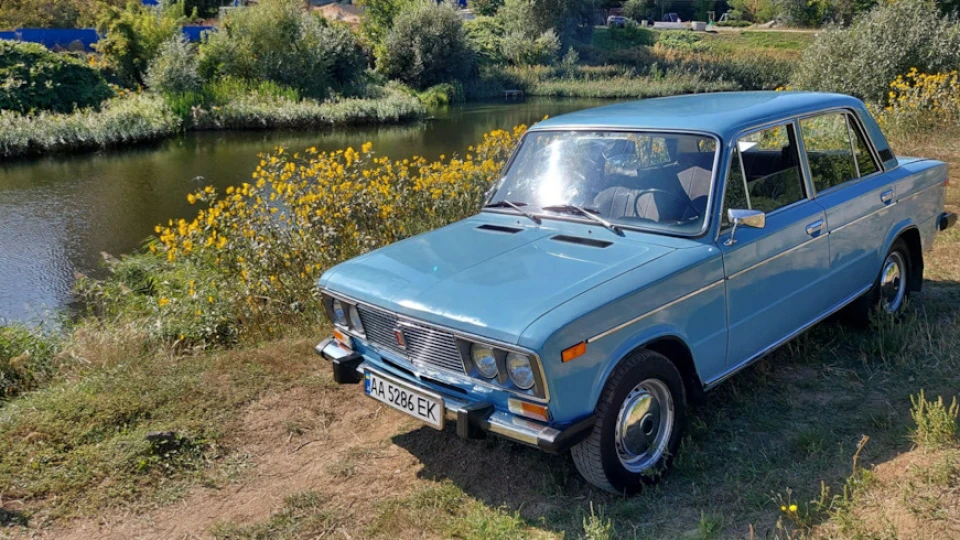 Lada 2106 4