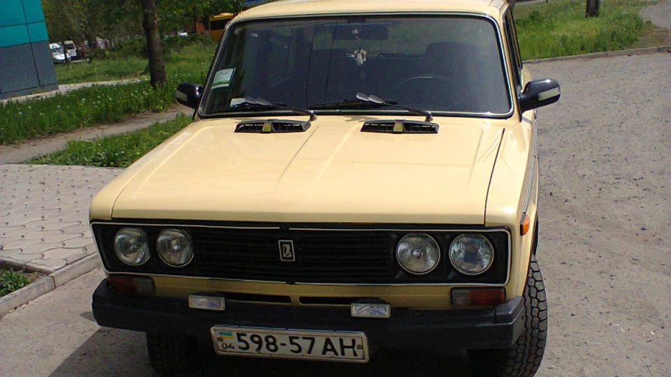 Lada 2106 2