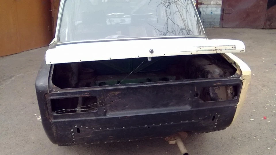 Lada 2106 2