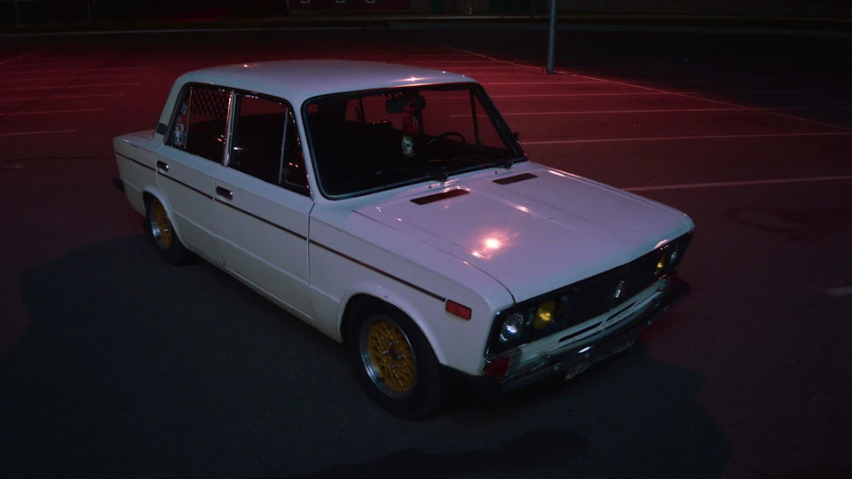 Lada 2106 4