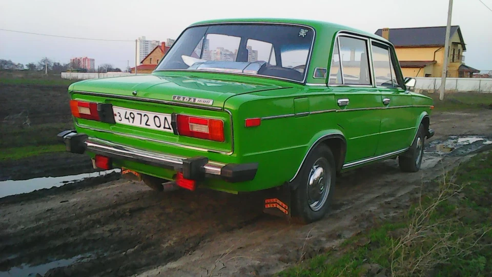 Lada 2106 4