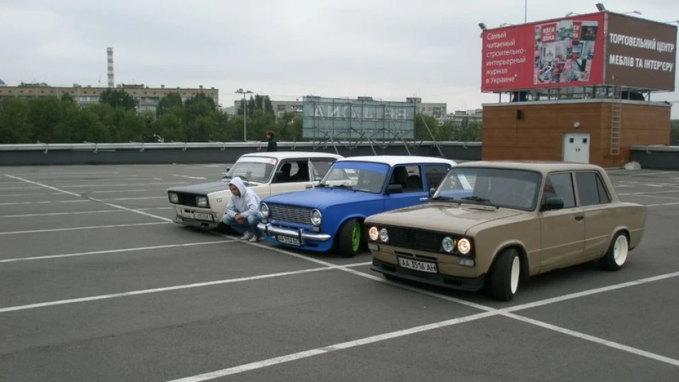 Lada 2106 4