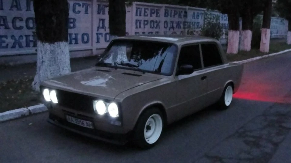 Lada 2106 5