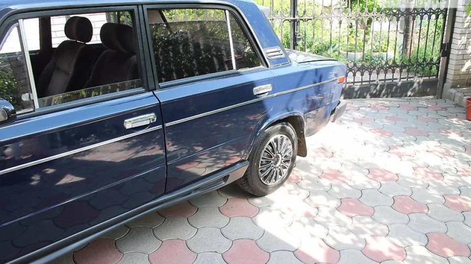 Lada 2106 4