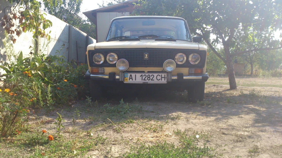 Lada 2106 2