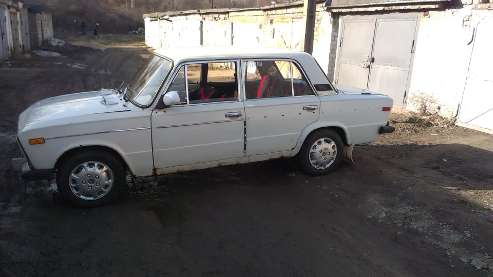 Lada 2106 2