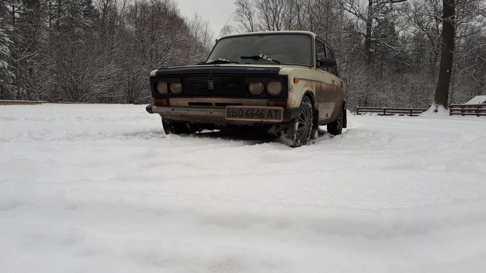 Lada 2106 2