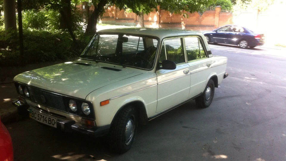 Lada 2106 2